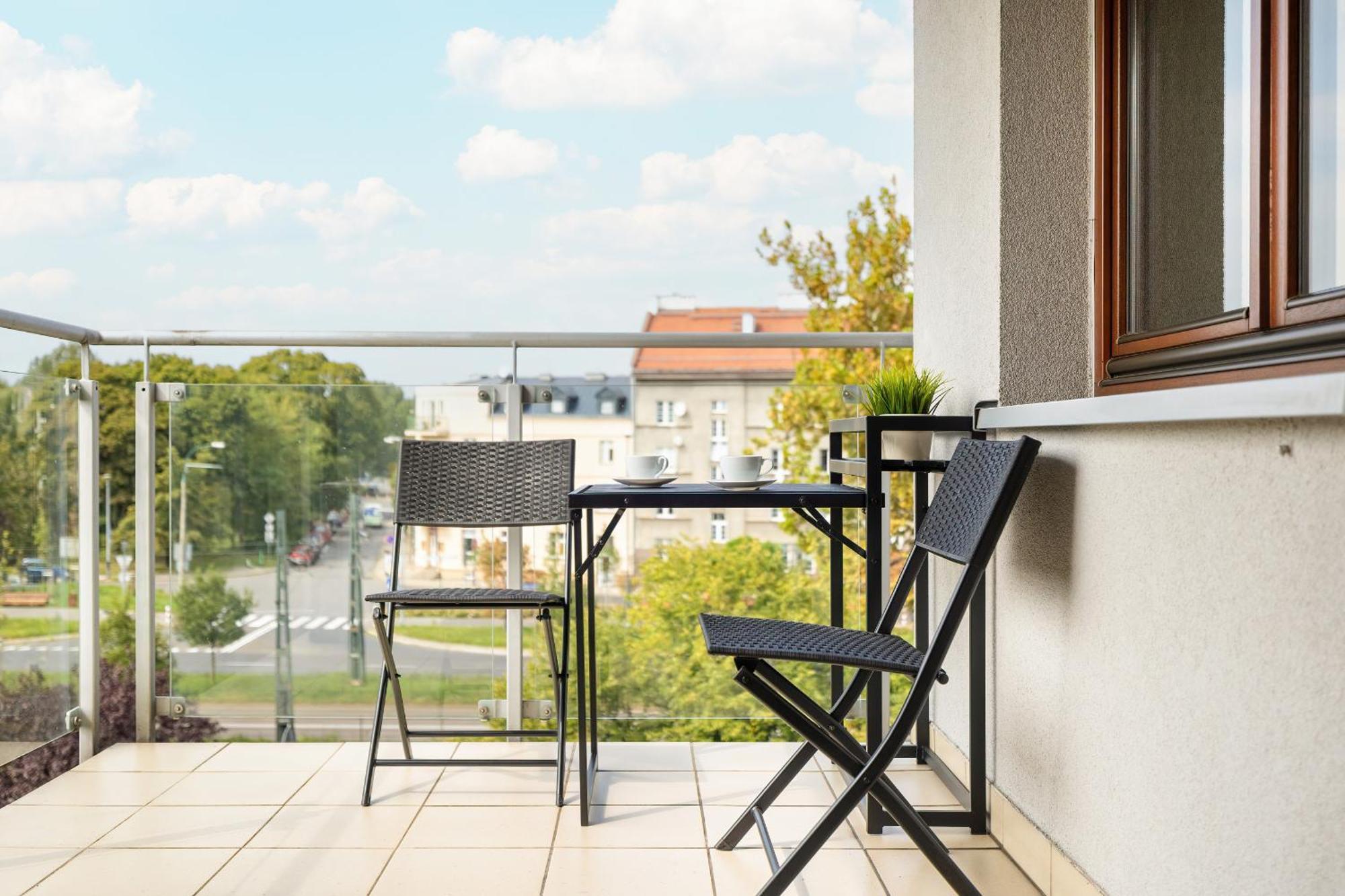 Przytulny Apartament Z Klimatyzacja I Parkingiem By Noclegi Renters Kraków Exteriör bild